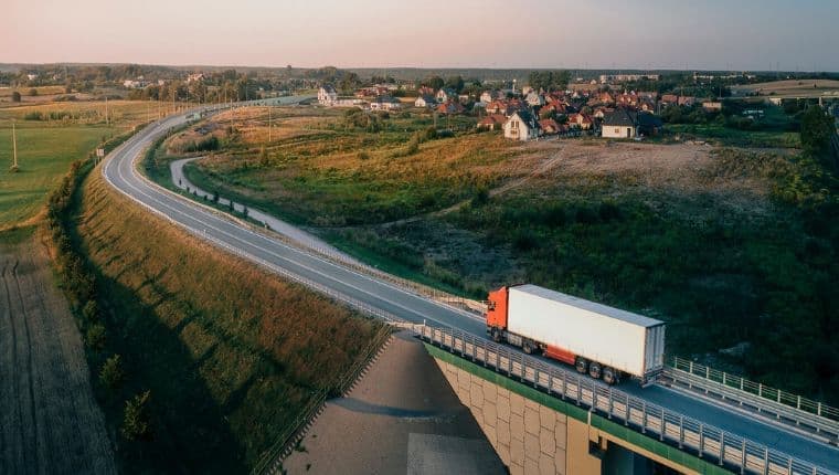 X-Deliver mobile application: enhance your delivery experience